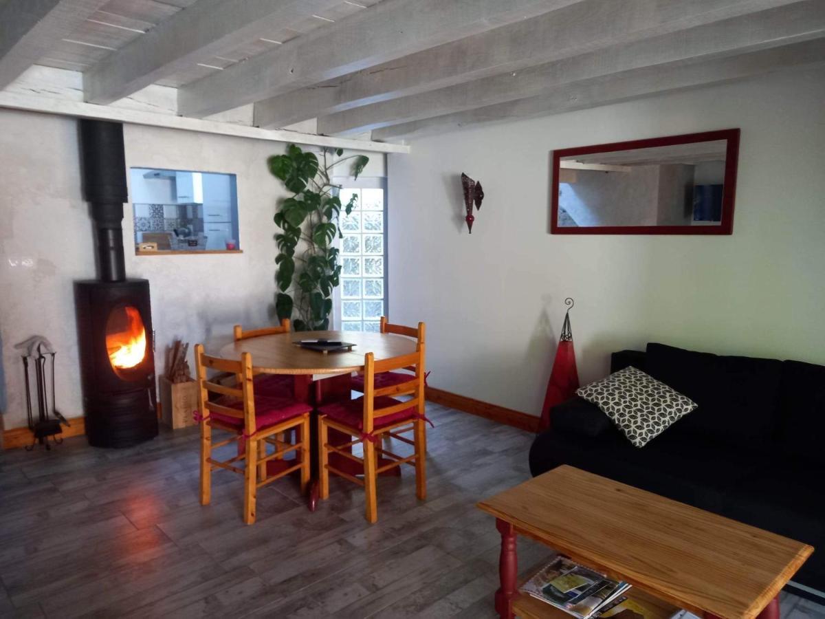 Gite, Jacuzzi & Vin Au Grenier De Holiday home